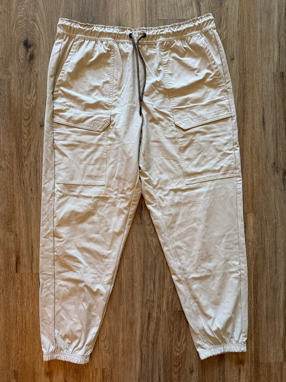 Motion Tan Men’s Athletic Pants Size XL